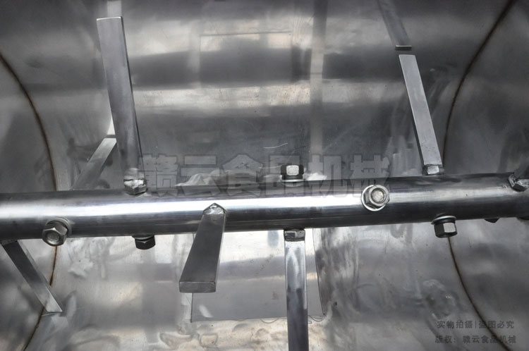 大型攪拌機(jī)攪拌桶